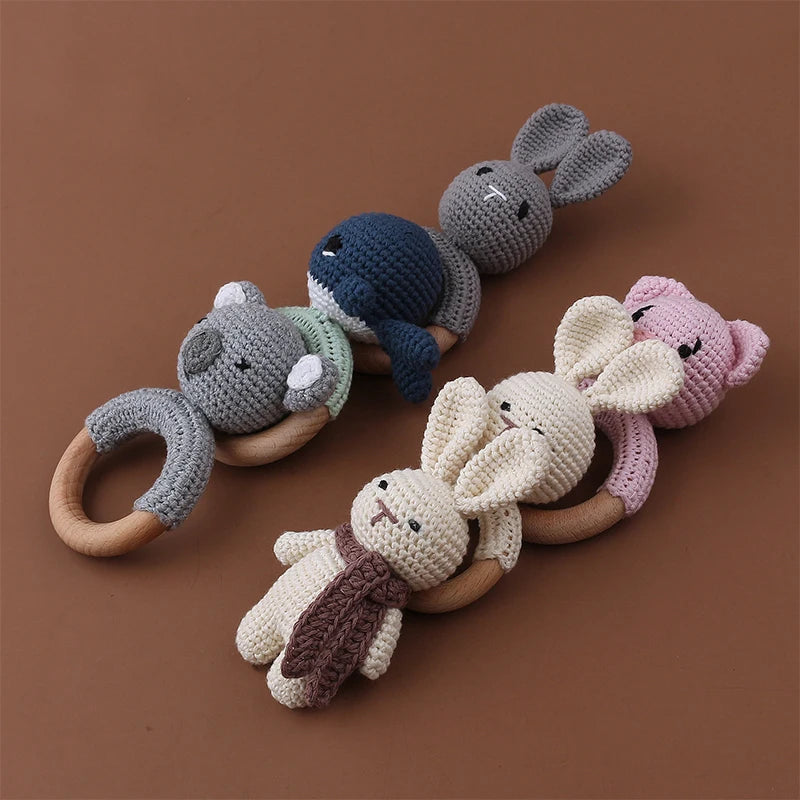 1Pc Wooden Crochet Bunny Rattle Toy Wood Ring Baby Teether Rodent Baby Gym Mobile Rattles Custom Name Educational Toys