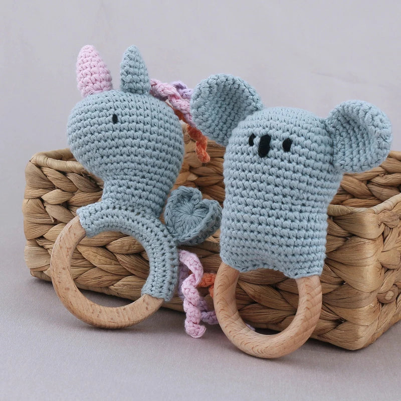 1Pc Wooden Crochet Bunny Rattle Toy Wood Ring Baby Teether Rodent Baby Gym Mobile Rattles Custom Name Educational Toys